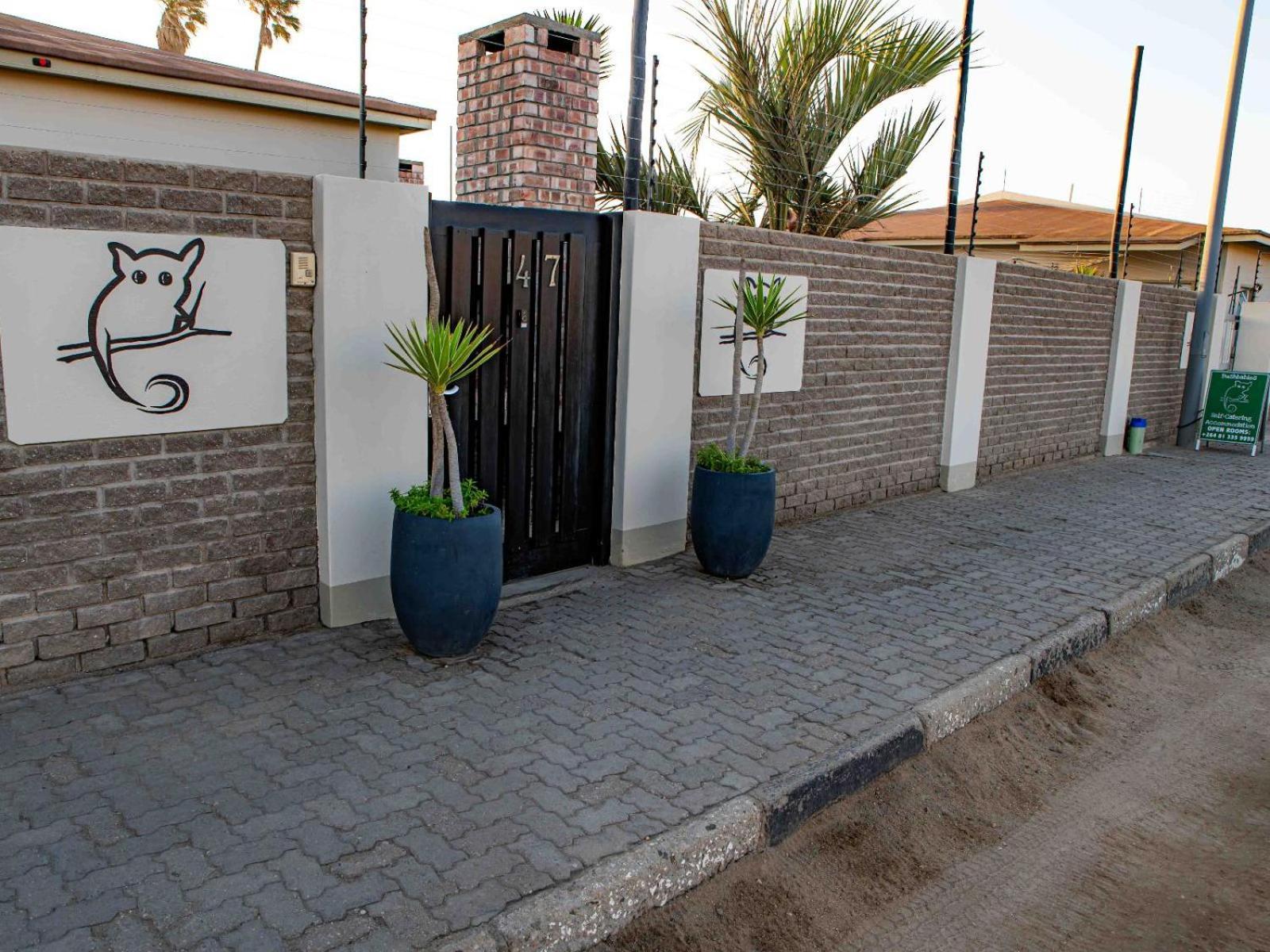 Bushbabies-Inn Self-Catering Accommodation Swakopmund Exterior photo
