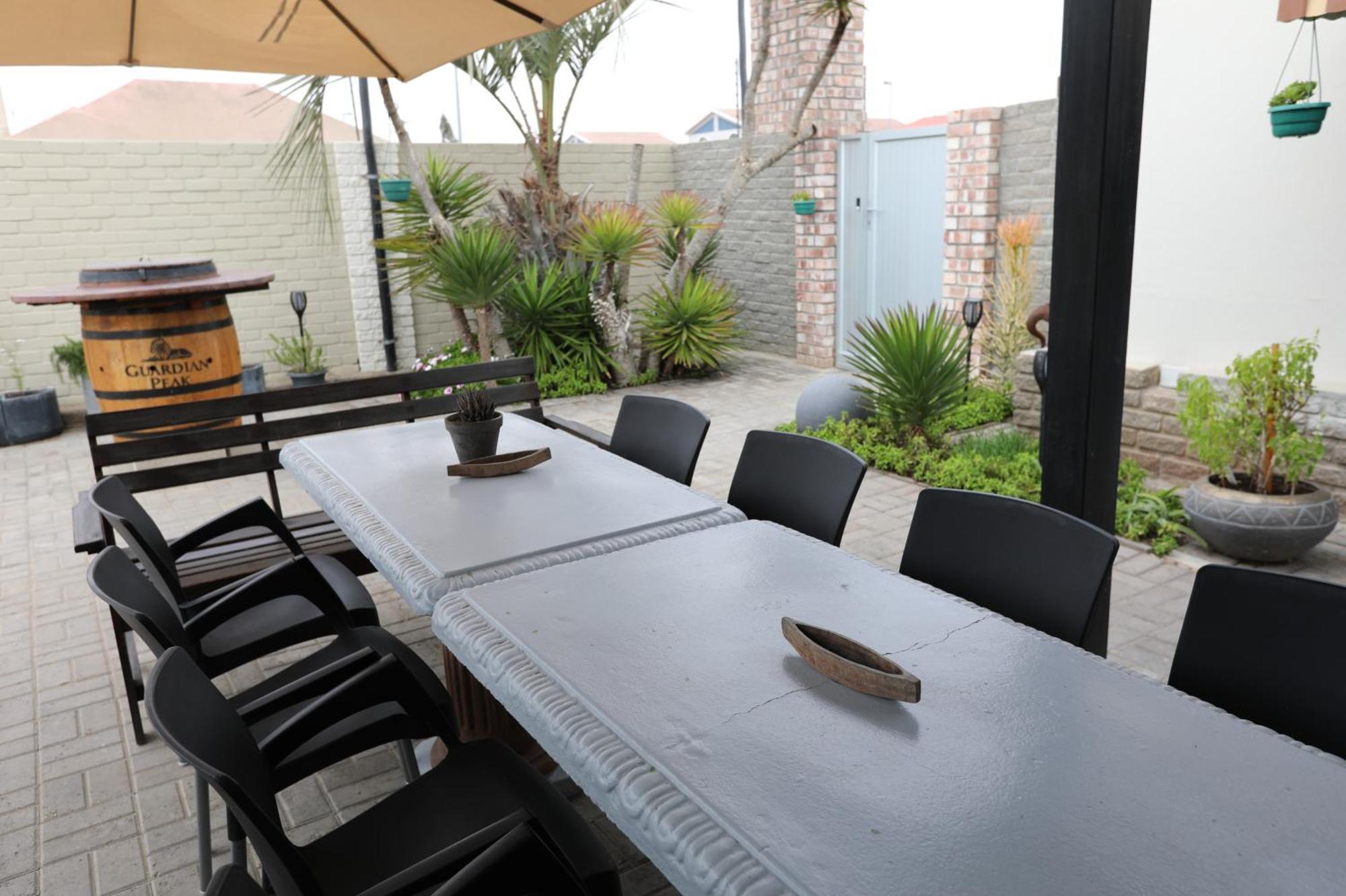 Bushbabies-Inn Self-Catering Accommodation Swakopmund Exterior photo